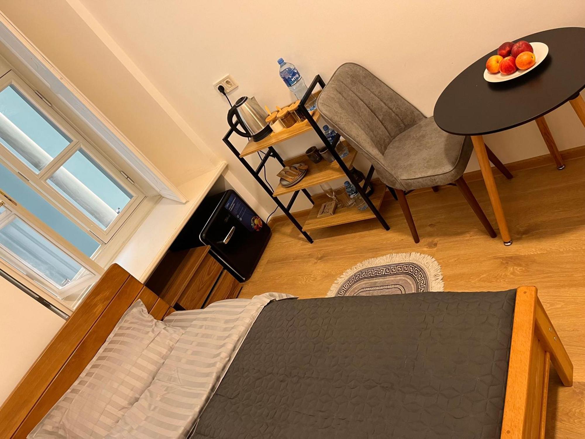 Salomes Guest Room Tbilisi Exterior photo