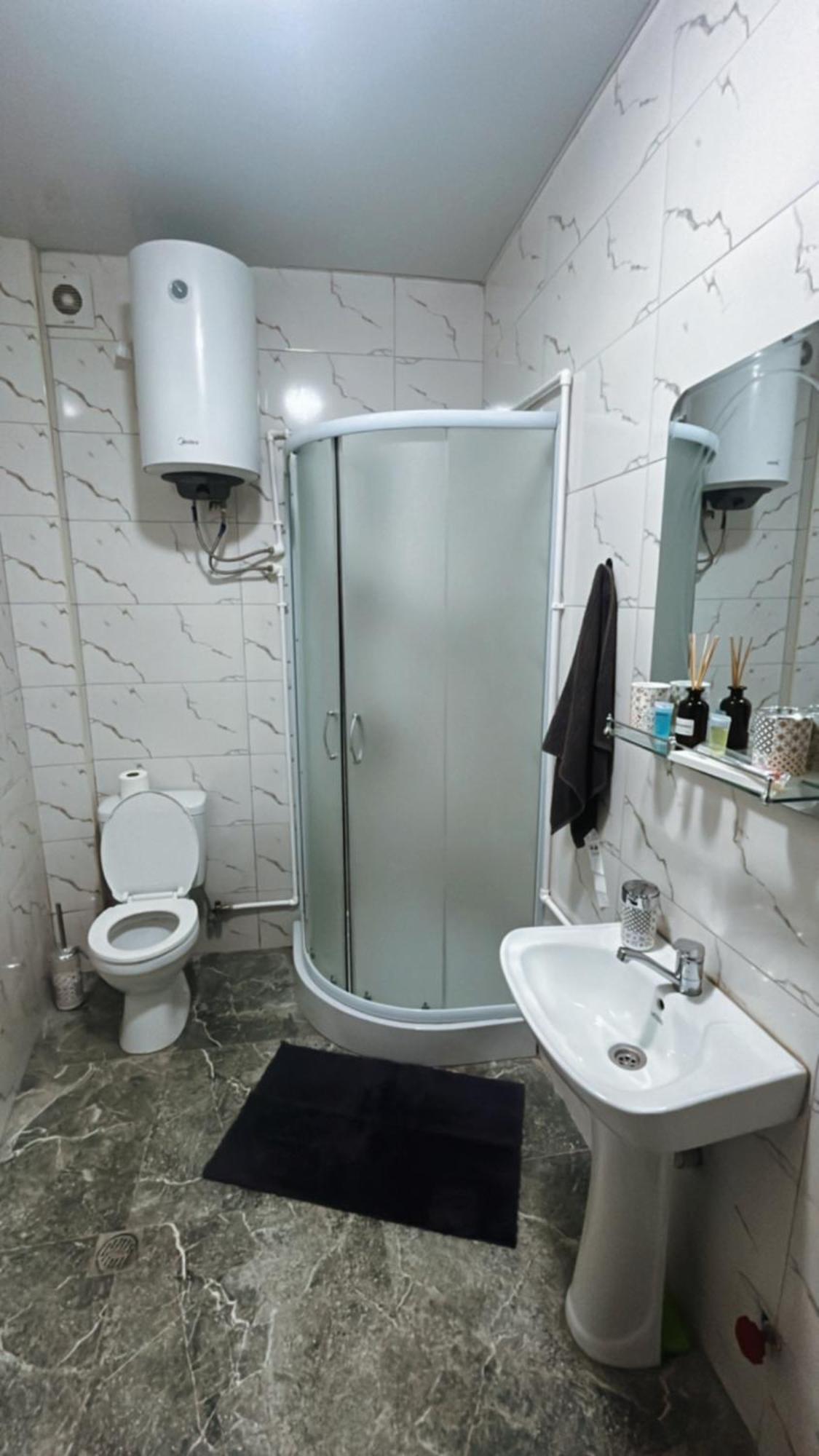 Salomes Guest Room Tbilisi Exterior photo